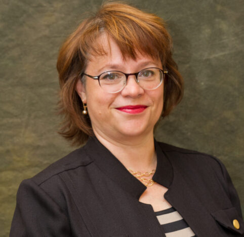 Professional portrait of Kim Arndts