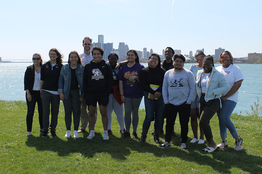 Albion College students posing at Belle Isle.
